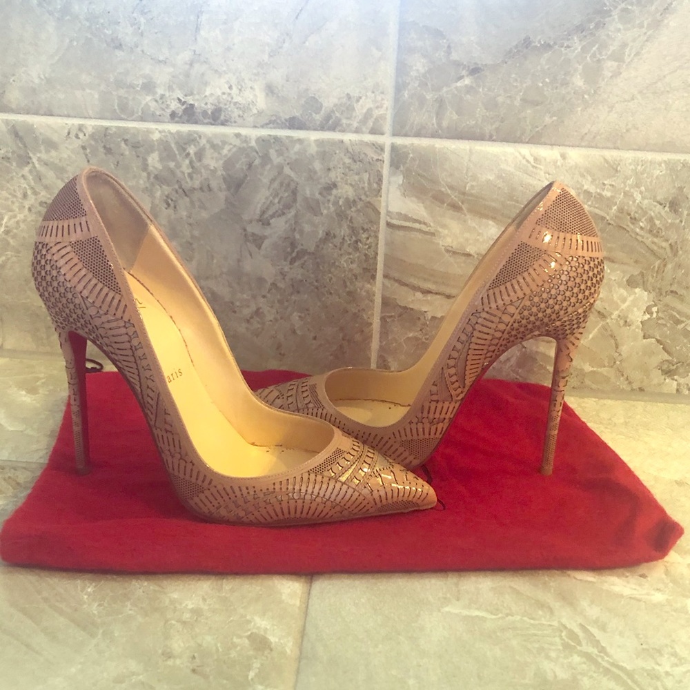 RARE Louboutin Nude Laser Pump Kristali size 39.5